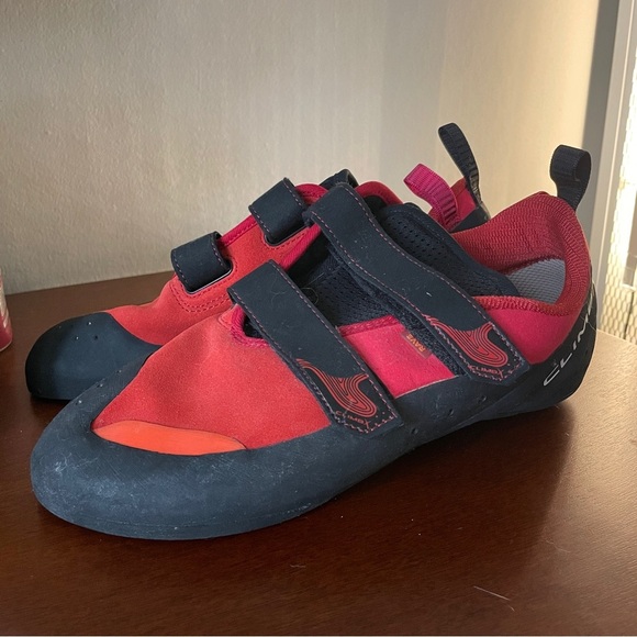 NWOT Climb X Rave Strap Climbing Shoe - Picture 4 of 8